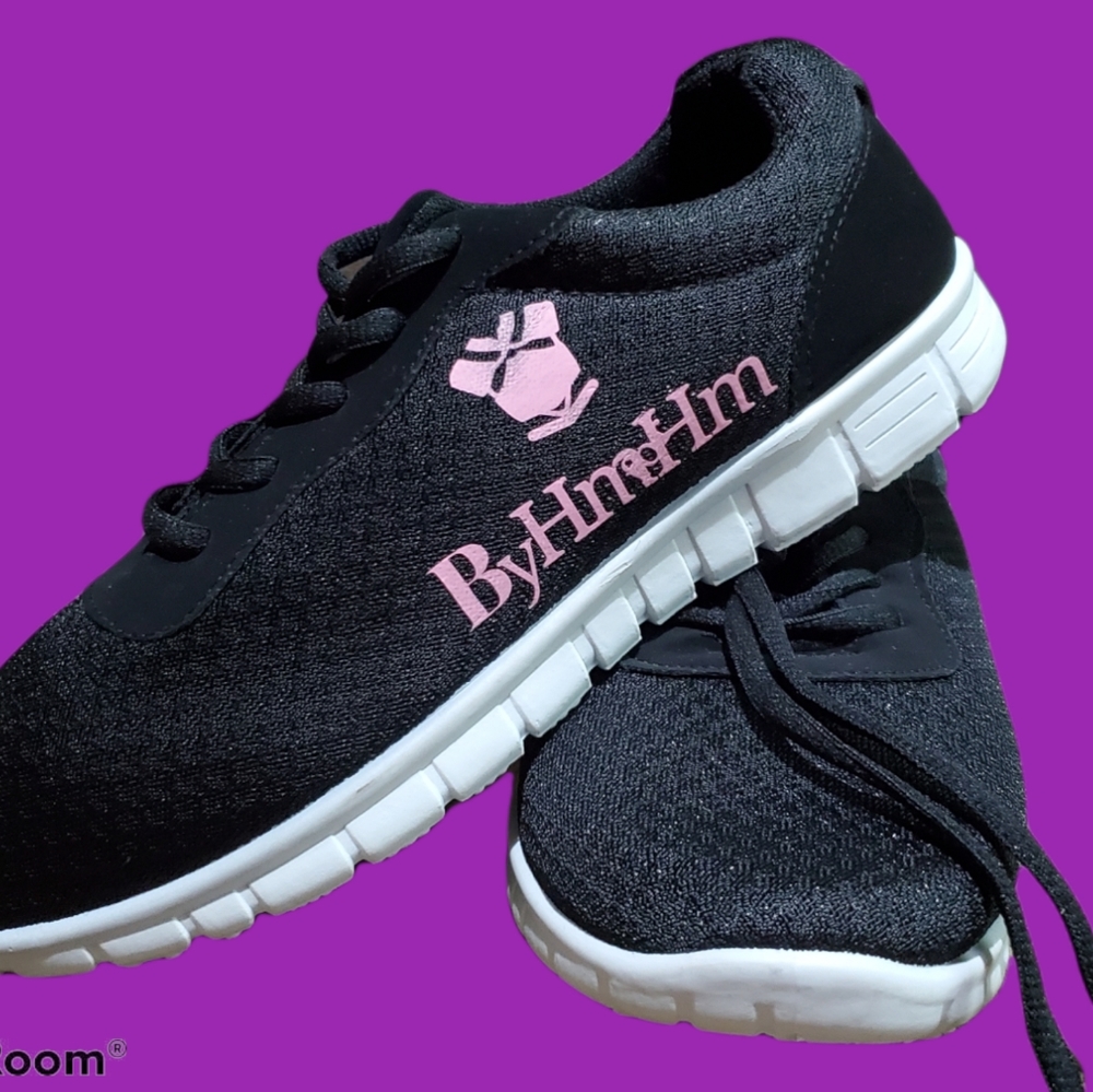 Women Sports shoes.  Size 8